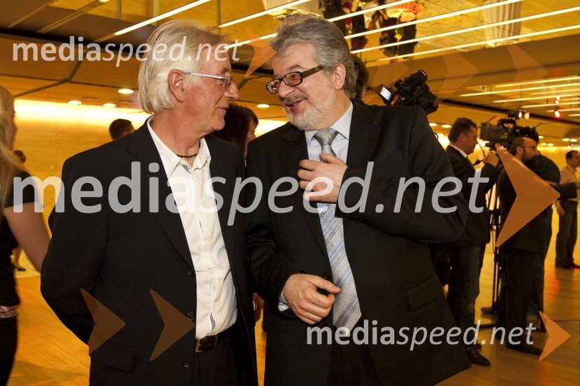 Oliver Dragojević, pevec in Svjetlan Berković, hrvaški veleposlanik v SlovenijiHrvaški večer in koncert Oliverja Dragojeviča