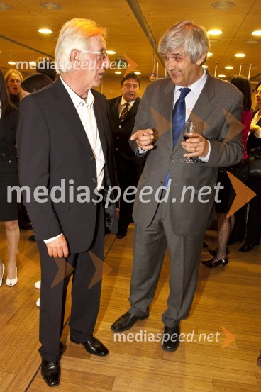 Oliver Dragojević, pevec in Ivan Botteri, dopisnik časopisa Slobodna Dalmacija in Novi listHrvaški večer in koncert Oliverja Dragojeviča