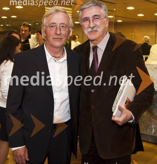 Oliver Dragojević, pevec in Petar Radovič, odgovorni urednik razvedrilnega programa TV SlovenijaHrvaški večer in koncert Oliverja Dragojeviča