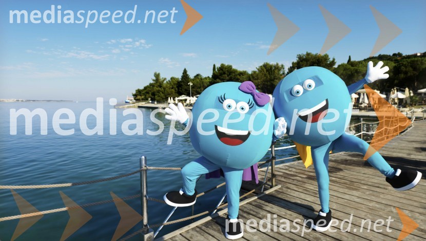 Nina Pušlar in čarovnice v Portorožu