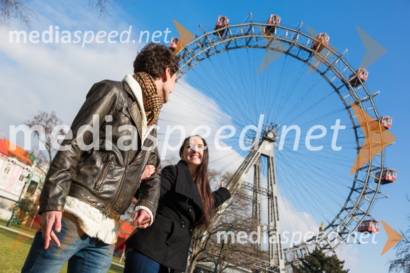 Doživite Festival smeha na lepi modri Donavi