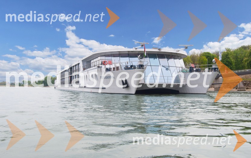 Doživite Festival smeha na lepi modri Donavi