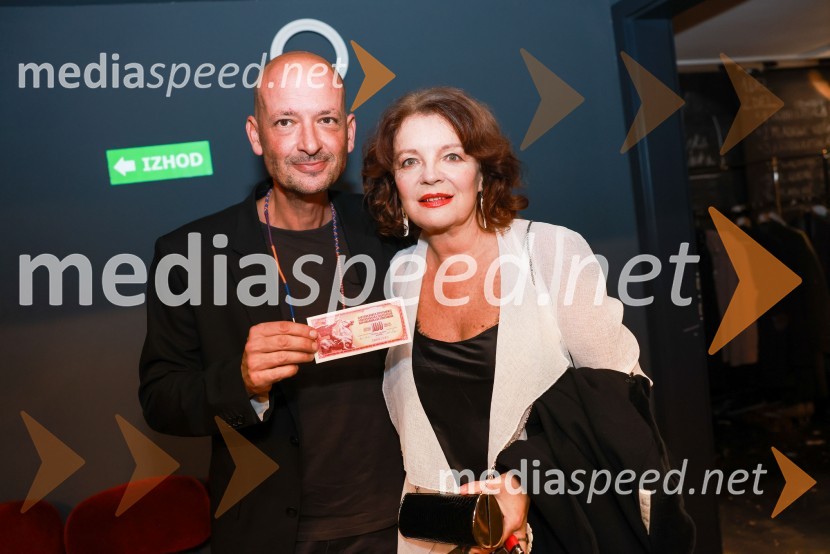  Miha Golob, upravnik in umetniški vodja, SLG Celje;  Jagoda Tovirac, igralkaJuriš premierno na Malem odru SLG Celje