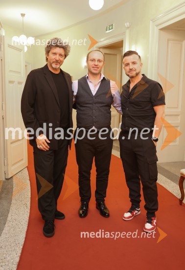  Renato Zanella, umetniški direktor ljubljanskega baleta;  Klemen Valter, poslovni vodja programa, SNG Opera in Balet Ljubljana;  ... Romantični balet Giselle v SNG Opera in balet Ljubljana