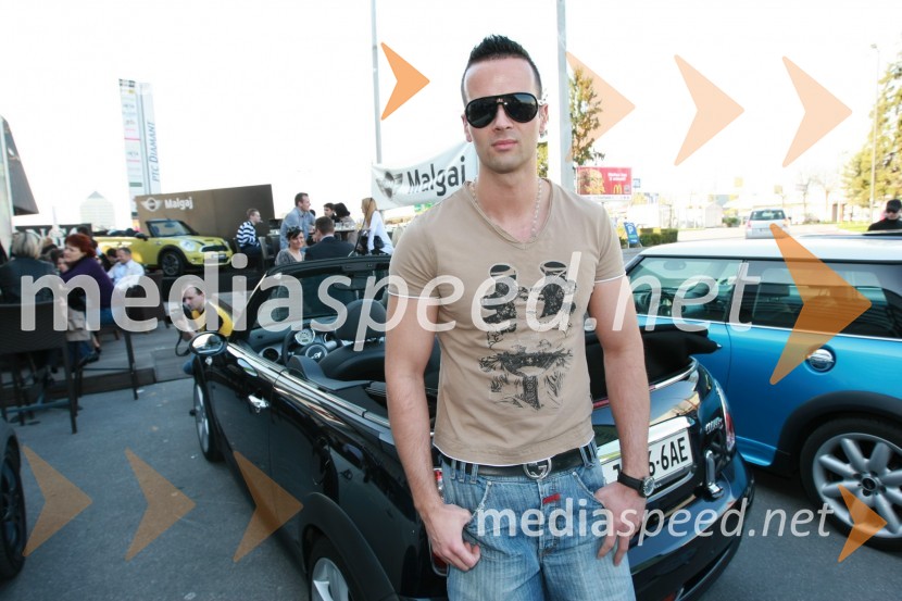 Gašper Grošelj, manekenMINI Cabrio, predstavitev