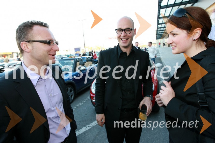 Tadej Tufek, predsednik uprave Adria Airways, Miha Ažman, generalni direktor BMW Slovenija in Maja Urh, BMW MalgajMINI Cabrio, predstavitev
