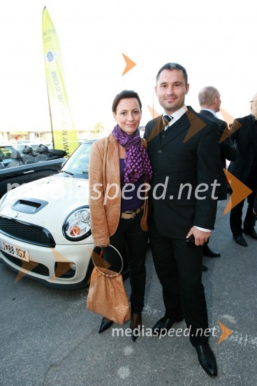 Mojca Majhen, Paidea d.o.o. in soprog Anton Majhen, coachMINI Cabrio, predstavitev