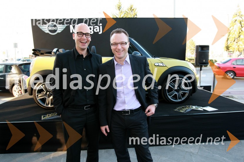 Miha Ažman, generalni direktor BMW Slovenija in Tadej Tufek, predsednik uprave Adria AirwaysMINI Cabrio, predstavitev