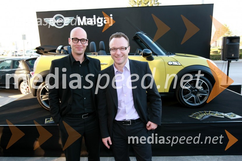 Miha Ažman, generalni direktor BMW Slovenija in Tadej Tufek, predsednik uprave Adria AirwaysMINI Cabrio, predstavitev