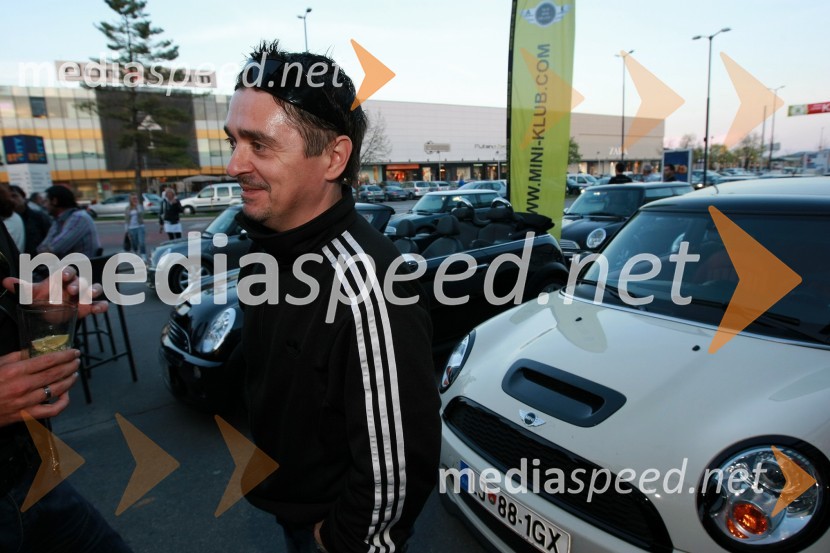 Dare Kaurič, član skupine KingstonMINI Cabrio, predstavitev