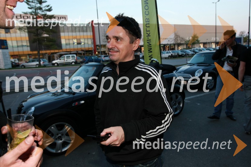 Dare Kaurič, član skupine KingstonMINI Cabrio, predstavitev