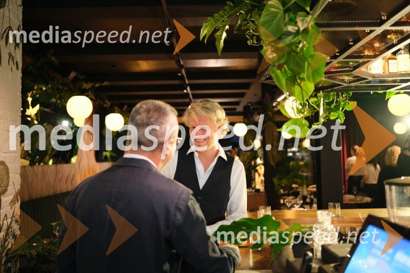  Urban Stojan RošOtvoritev AS Boutique hotela & restavracije Jaz by Ana Roš