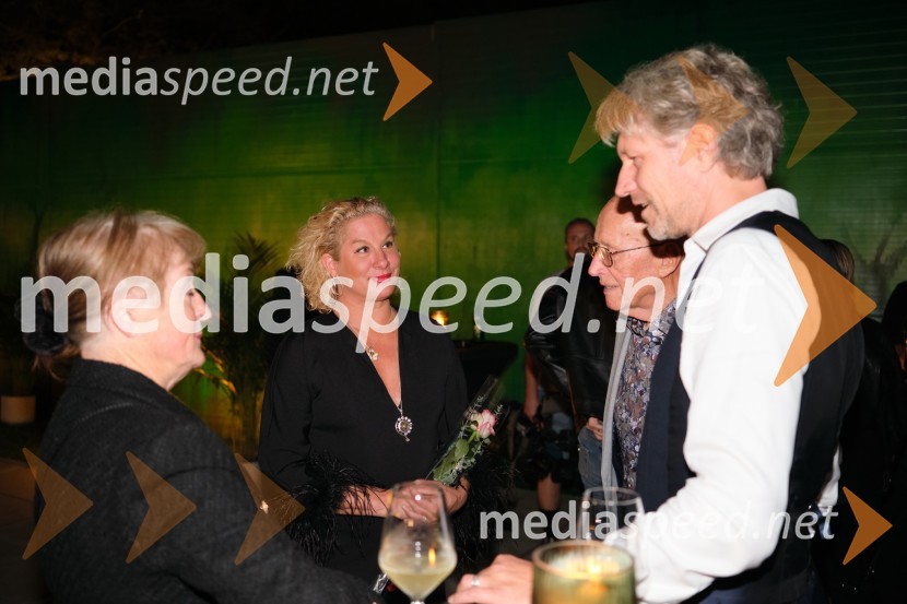  ... ;  Ana Roš Stojan, kuharska mojstrica in najboljša chefinja na svetu po izboru akademije The World's 50 Best Restaurants ter direktorica Hiše Franko;  ... ;  Urban Stojan RošOtvoritev AS Boutique hotela & restavracije Jaz by Ana Roš