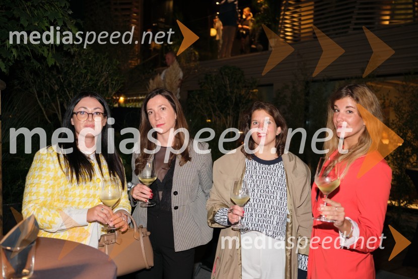  ... ;  ... ;  ... ;  Kaja Kovič, novinarka, Marketing MagazinOtvoritev AS Boutique hotela & restavracije Jaz by Ana Roš