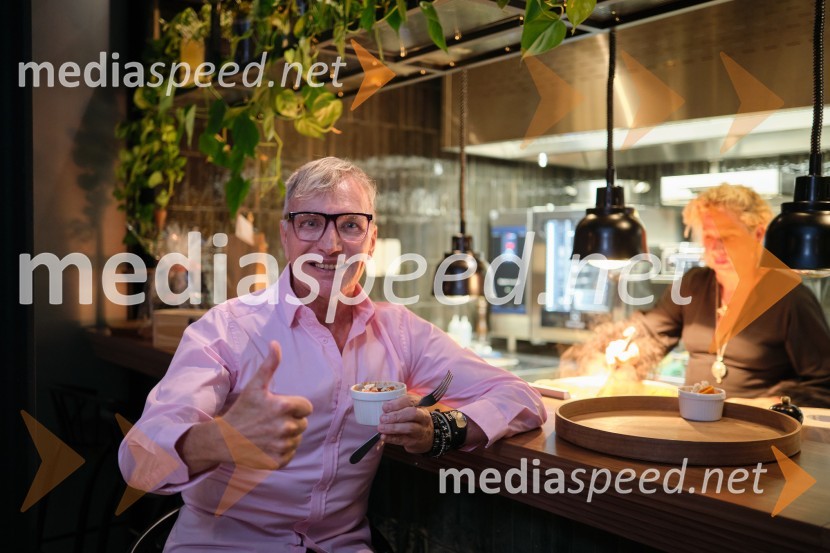   Igor  Jelen-Iggy, Hiša umetnosti IGEN CeljeOtvoritev AS Boutique hotela & restavracije Jaz by Ana Roš