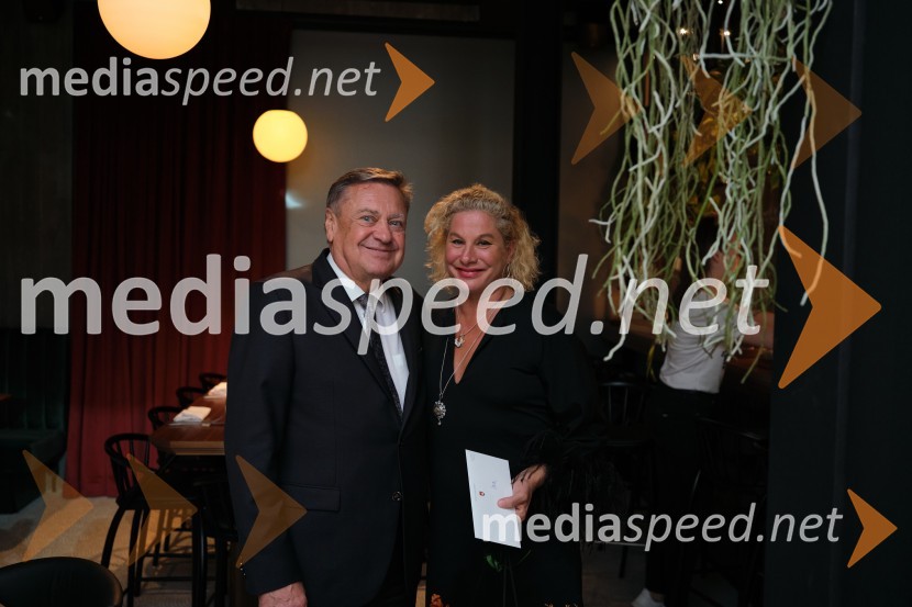  Zoran Janković, župan, Mestna občina Ljubljana;  Ana Roš Stojan, kuharska mojstrica in najboljša chefinja na svetu po izboru akademije The World's 50 Best Restaurants ter direktorica Hiše FrankoOtvoritev AS Boutique hotela & restavracije Jaz by Ana Roš