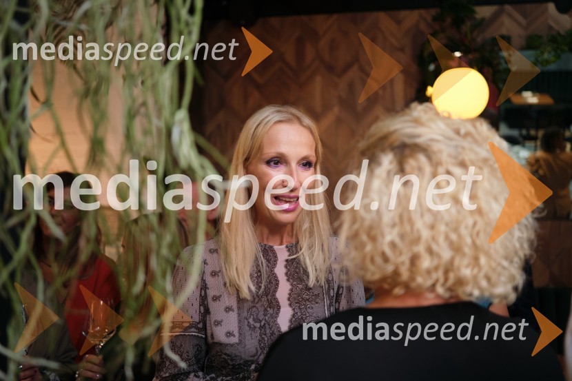  Lali Sladjana Ilic, predsednica, društvo SILA IWCL - International Women's Club LjubljanaOtvoritev AS Boutique hotela & restavracije Jaz by Ana Roš