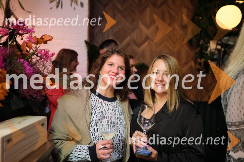  Nuša Ferkulj, trženje Festival Ljubljana;  ... Otvoritev AS Boutique hotela & restavracije Jaz by Ana Roš