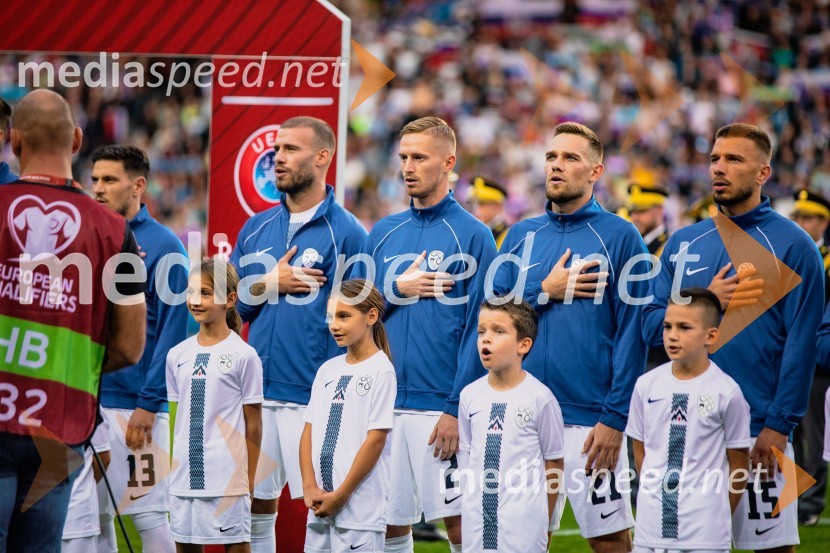 Slovenija s 3:0 premagala Finsko in je korak bližje Evropskemu Prvenstvu