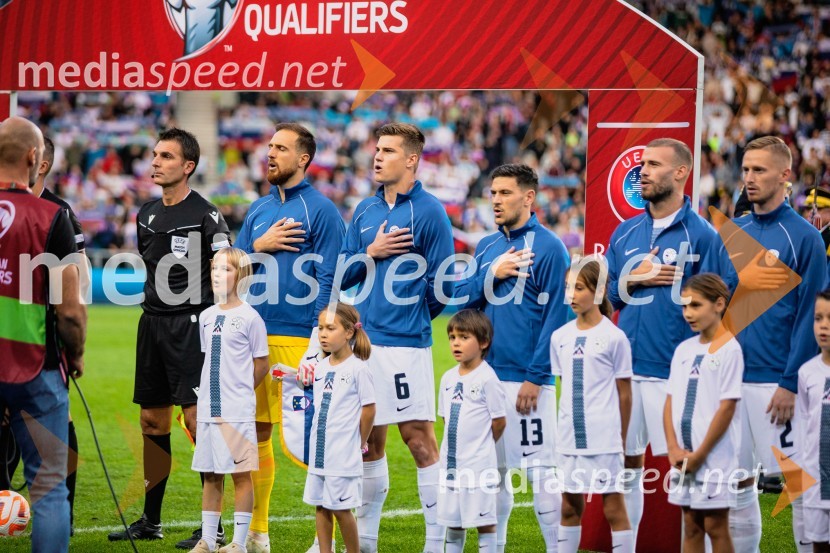 Slovenija s 3:0 premagala Finsko in je korak bližje Evropskemu Prvenstvu