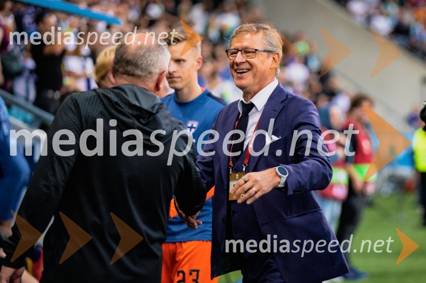 Slovenija s 3:0 premagala Finsko in je korak bližje Evropskemu Prvenstvu