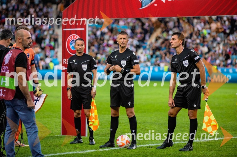 Slovenija s 3:0 premagala Finsko in je korak bližje Evropskemu Prvenstvu