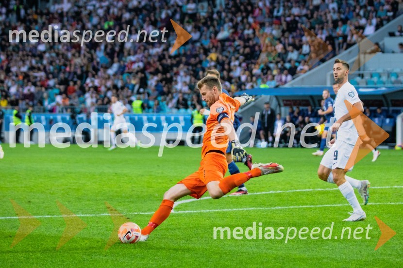 Slovenija s 3:0 premagala Finsko in je korak bližje Evropskemu Prvenstvu