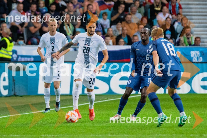 Slovenija s 3:0 premagala Finsko in je korak bližje Evropskemu Prvenstvu