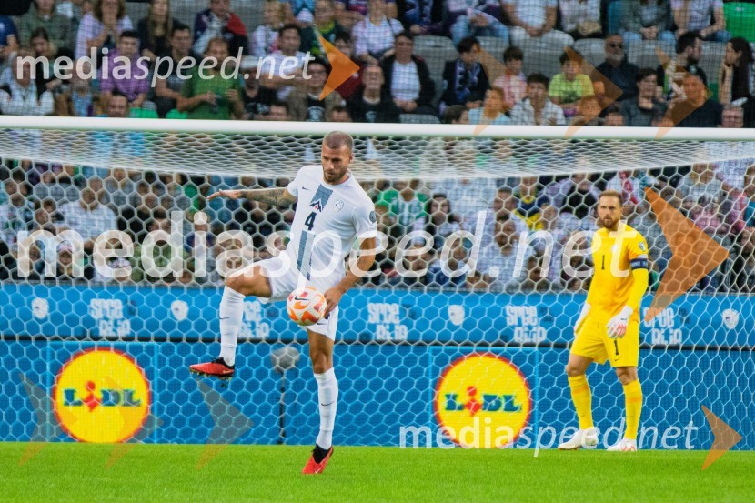 Slovenija s 3:0 premagala Finsko in je korak bližje Evropskemu Prvenstvu