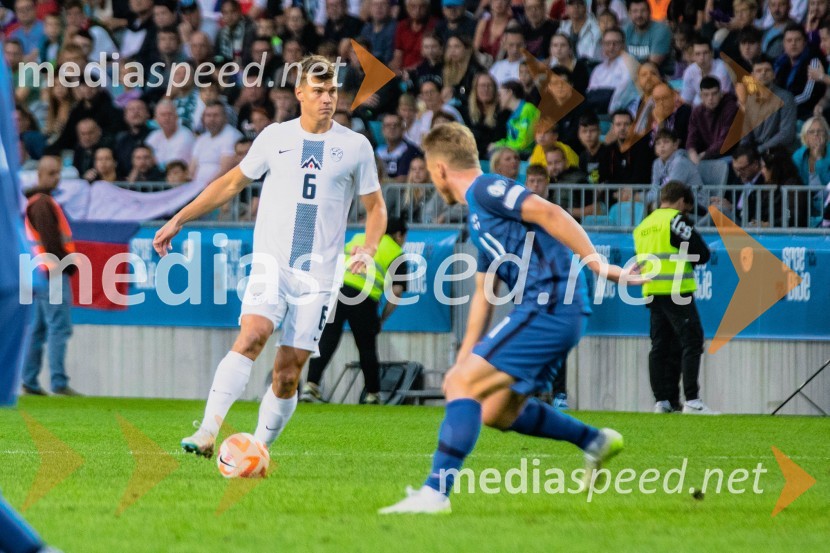 Slovenija s 3:0 premagala Finsko in je korak bližje Evropskemu Prvenstvu