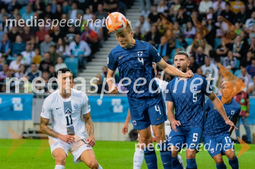 Slovenija s 3:0 premagala Finsko in je korak bližje Evropskemu Prvenstvu