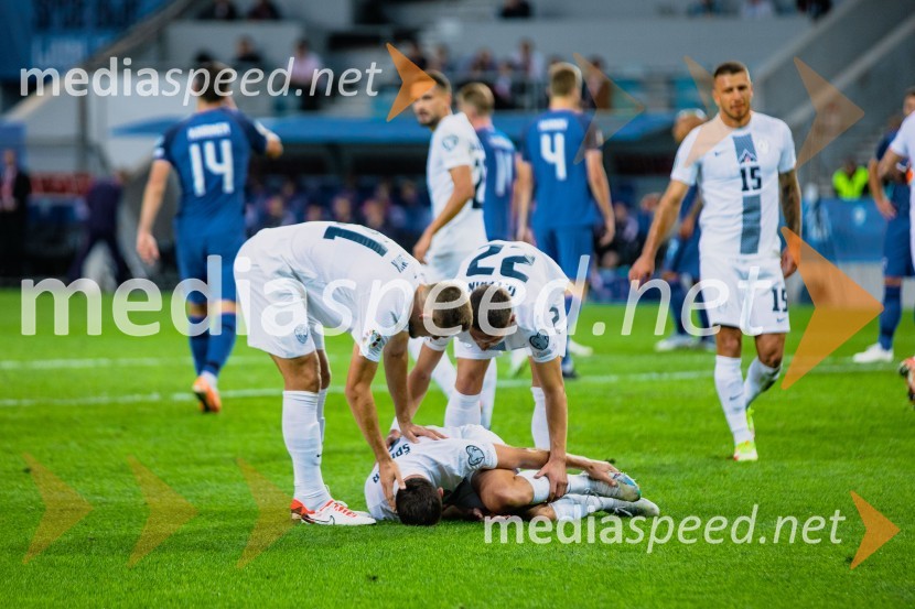 Slovenija s 3:0 premagala Finsko in je korak bližje Evropskemu Prvenstvu