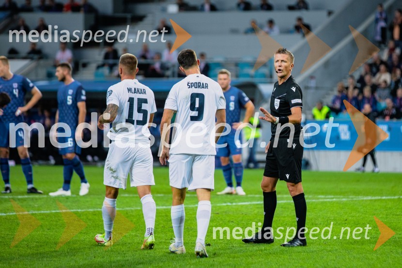 Slovenija s 3:0 premagala Finsko in je korak bližje Evropskemu Prvenstvu