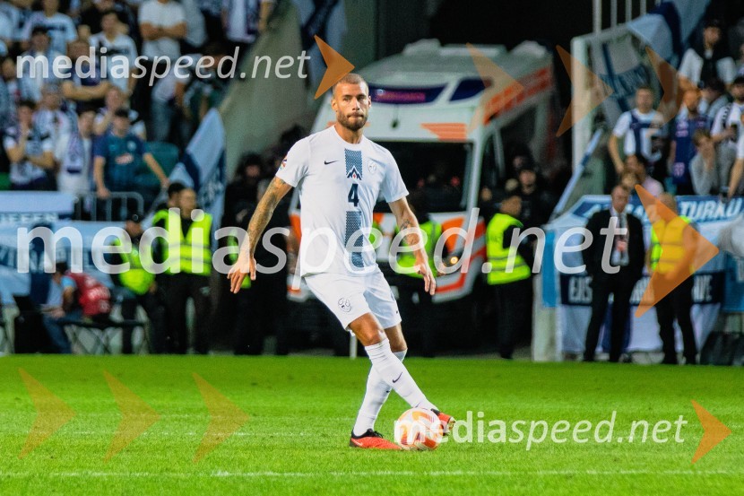 Slovenija s 3:0 premagala Finsko in je korak bližje Evropskemu Prvenstvu