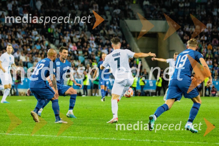 Slovenija s 3:0 premagala Finsko in je korak bližje Evropskemu Prvenstvu