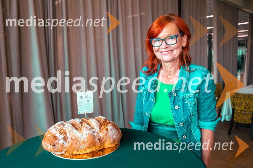  Daniela OgrisNaj Fala kruh 2023