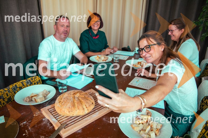  Marko Pulko,  izvršni direktor, Lesaffre Slovenija;  Mirjam Kavčič, direktorica Lesaffre Slovenija;  Leonarda Kramar, razvojna tehnologinja, Žito;  Urška Fartelj, avtorica kuharskega bloga, pisateljicaNaj Fala kruh 2023