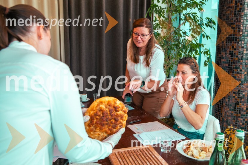  Leonarda Kramar, razvojna tehnologinja, Žito;  Urška Fartelj, avtorica kuharskega bloga, pisateljicaNaj Fala kruh 2023