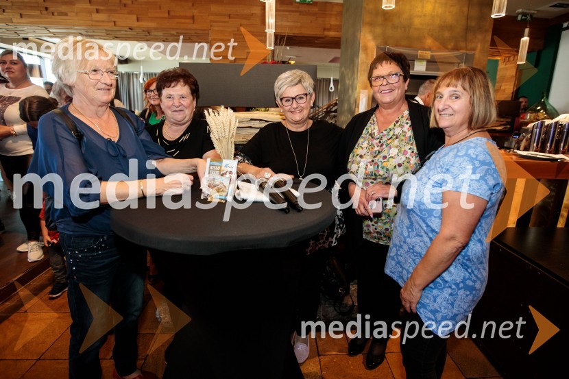  ... ;  ... ;  Marija  Špitaler;  Antonija  Plešec;  ... Naj Fala kruh 2023