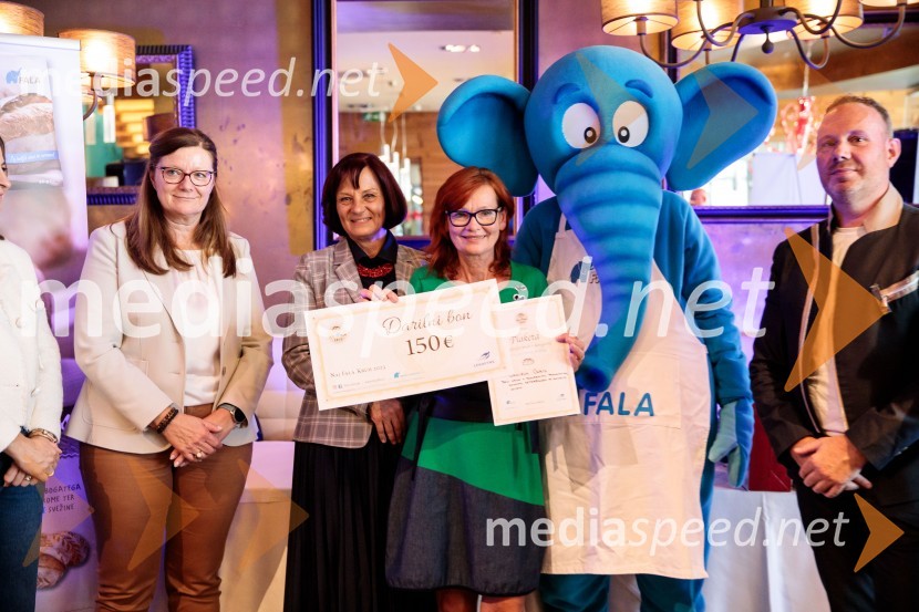  Leonarda Kramar, razvojna tehnologinja, Žito;  Mirjam Kavčič, direktorica Lesaffre Slovenija;  Daniela Ogris;  Marko Pulko,  izvršni direktor, Lesaffre SlovenijaNaj Fala kruh 2023
