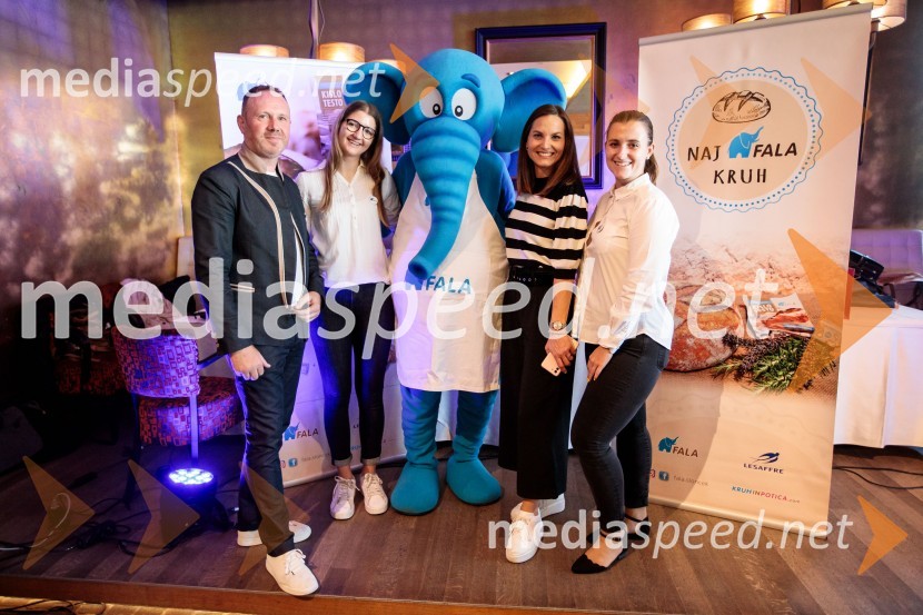  Marko Pulko,  izvršni direktor, Lesaffre Slovenija;  ... ;  Neža Jus, vodja prodaje, Lesaffre Slovenija;  ... Naj Fala kruh 2023