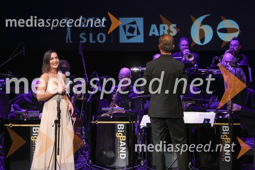  Nina Strnad, pevka;  Lenart  Krečič, dirigentGala koncert Poklon Jožetu Privšku, Big Band RTV in SNG Drama Ljubljana