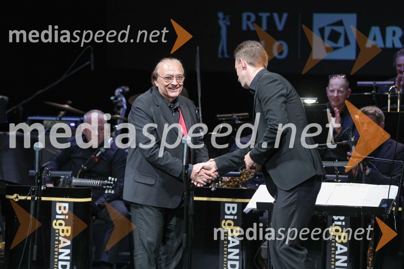 Oto Pestner, pevec;  Lenart  Krečič, dirigentGala koncert Poklon Jožetu Privšku, Big Band RTV in SNG Drama Ljubljana