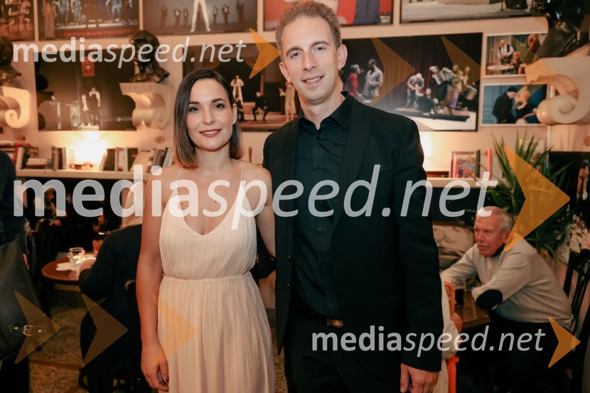  Nina Strnad, pevka;  Lenart  Krečič, dirigentGala koncert Poklon Jožetu Privšku, Big Band RTV in SNG Drama Ljubljana