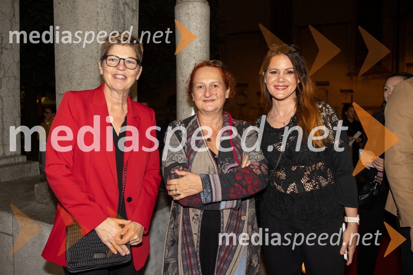 Mirjam Drnovšček, direktorica, SNG Nova Gorica;  Marinka Poštrak, dramaturginja, Prešernovo gledališče Kranj;  Eva Belčič, vodja marketinga in odnosov z javnostmi, Prešernovo gledališče KranjPredsednice, premiera, Prešernovo gledališče Kranj