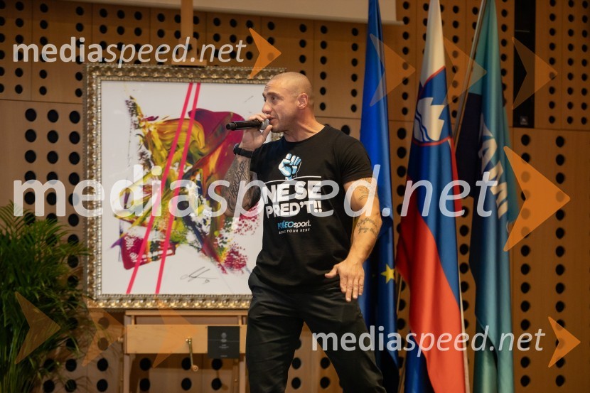  Denis Porčič – Chorchyp, glasbenik, mojster borilnih veščinWorld Top Model Slovenija 2023