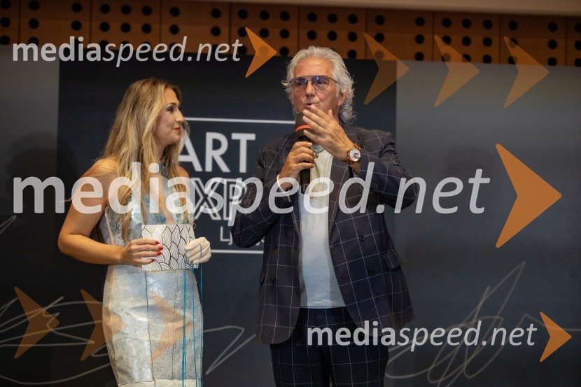  Kaly Kolonič, voditeljica, lastnica licence World Top Model Slovenia in lastnica PR Agencije Ekskluzivno;  Fiore Tondi, Wordl Top ModelWorld Top Model Slovenija 2023