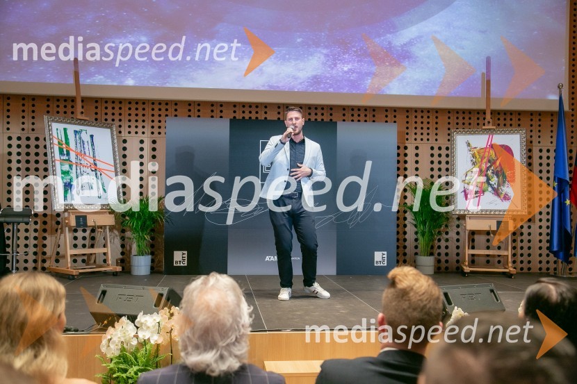  Gregor Ravnik, pevecWorld Top Model Slovenija 2023