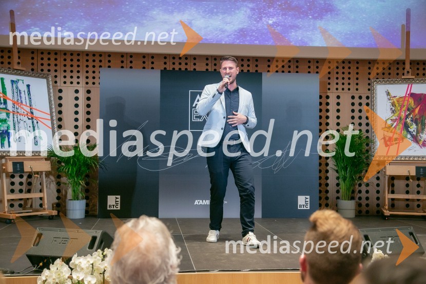  Gregor Ravnik, pevecWorld Top Model Slovenija 2023