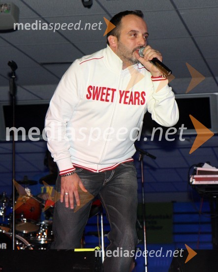 Tony Cetinski, hrvaški pevecTony Cetinski, koncert v Bowling centru Strike
